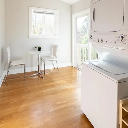 Contemporary 3-Bedroom Home With Balcony In Rva Richmond Exterior foto